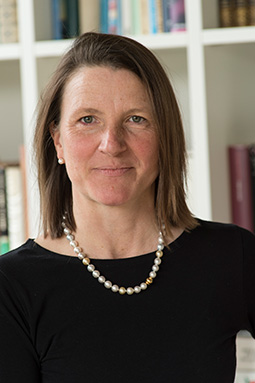 Dr. Ulrike Artmeier-Brandt (Quelle: Dr. Ulrike Artmeier-Brandt) Dr. Ulrike Artmeier-Brandt