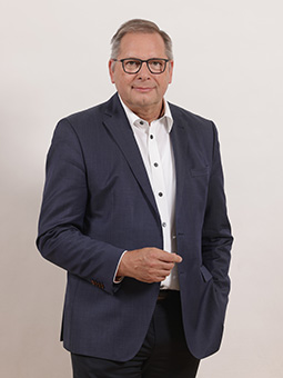Prof. Dr. Karl Broich, Präsident des Bundesinstituts für Arzneimittel und Medizinprodukte (Source: BfArM/Jörn Wolter) Prof. Dr. Karl Broich, Präsident des Bundesinstituts für Arzneimittel und Medizinprodukte
